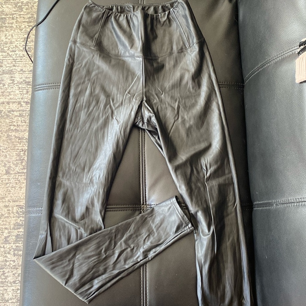 Wilfred leather leggings